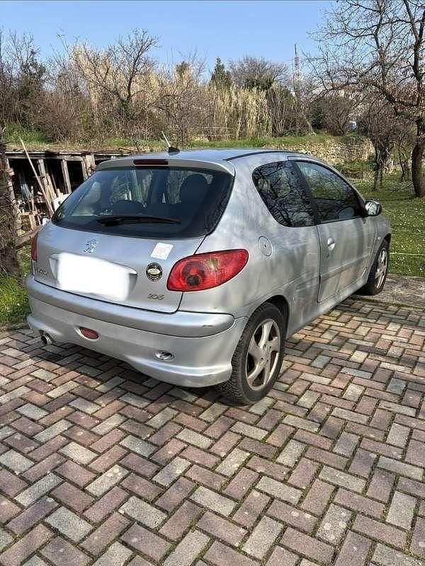 Usata Peugeot 206 88 CV (64 kW) 2004 Berlina