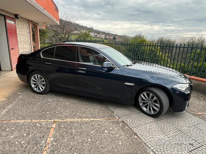 Usata BMW 530 258 CV (189 kW) 2015 Berlina