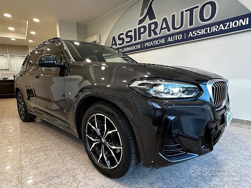 Grigio Usata 2024 BMW X3 M Sport SUV | 53.900 € (Cara) - Immagine 1/4
