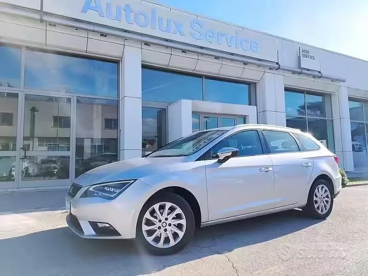 Usata Seat Leon ST Style 105 CV (77 kW) 2014 Grigio Station wagon
