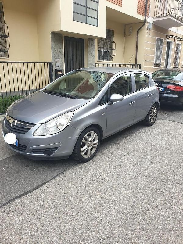 Usata Opel Corsa 2009 Grigio Utilitaria