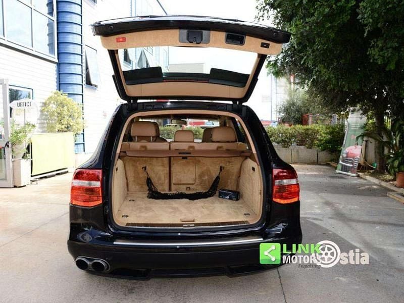 Usata Porsche Cayenne Turbo 500 CV (367 kW) 2008 Nero SUV
