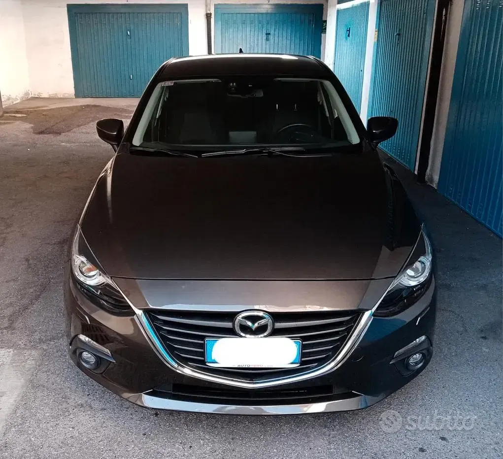 Usata Mazda 3 Evolve 100 CV (73 kW) 2015 Grigio Berlina