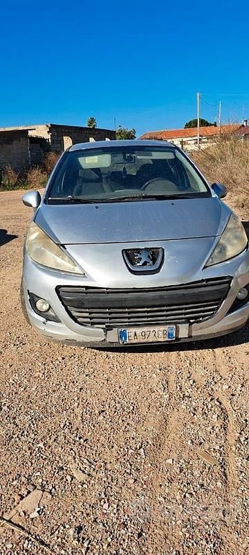 Usata Peugeot 207 88 CV (64 kW) 2010 Grigio Berlina