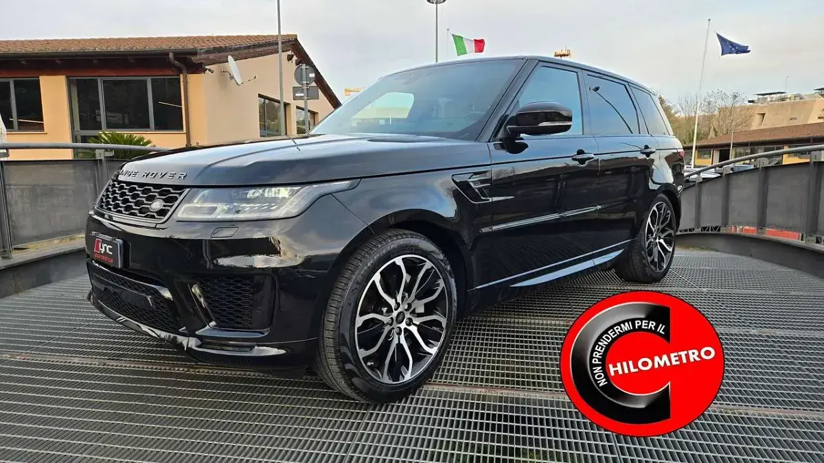 Käytetty Land Rover Range Rover Sport HSE Dynamic 300 HP (220 kW) 2021 Musta Katumaasturi