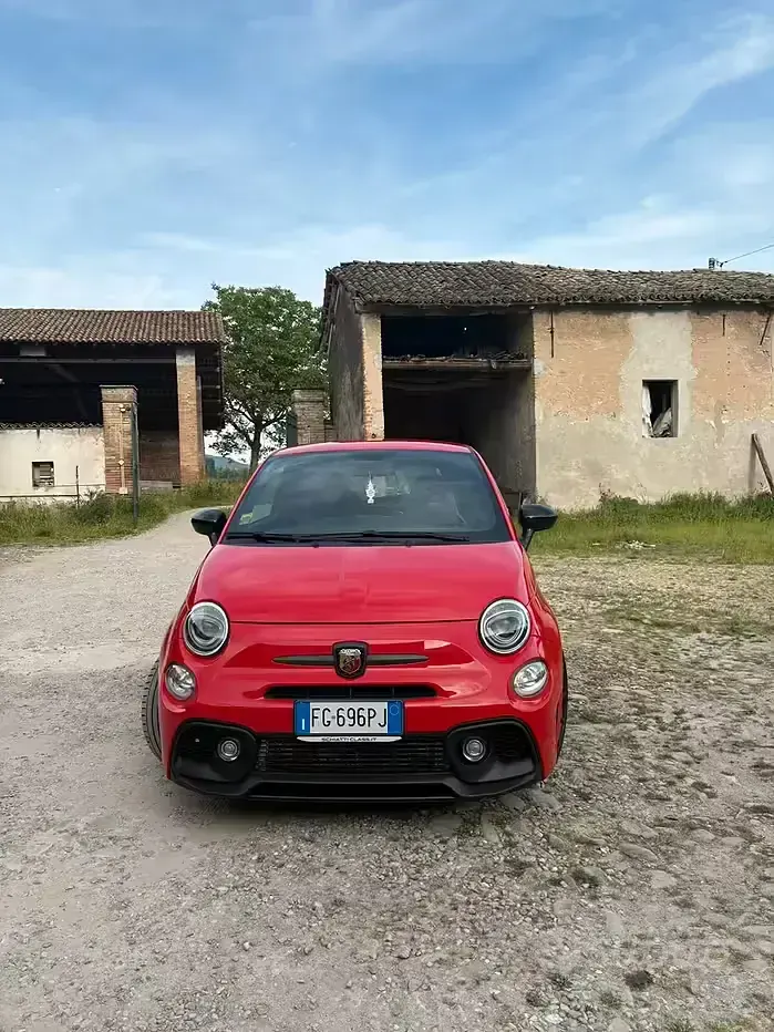 Usata Abarth 595 Competizione 180 CV (132 kW) 2016 Rosso Berlina