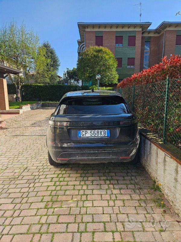 Usata Land Rover Range Rover Velar 300 CV (220 kW) 2023 Nero SUV