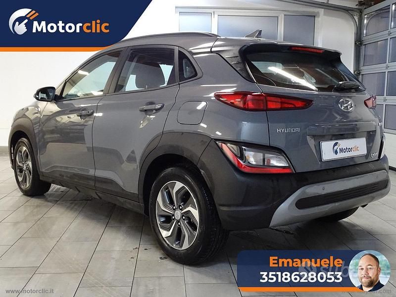 Usata Hyundai Kona 105 CV (77 kW) 2023 Grigio SUV