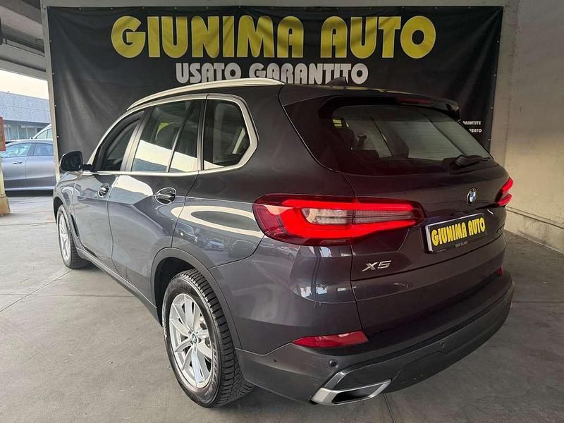 Usata BMW X5 231 CV (169 kW) 2021 Grigio SUV