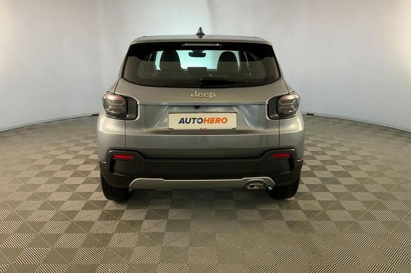 Usata Jeep Avenger Altitude 129 CV (94 kW) 2025 Argento SUV