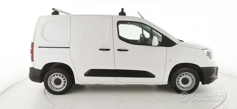 Usata Opel Combo S 102 CV (75 kW) 2020 Bianco Monovolume