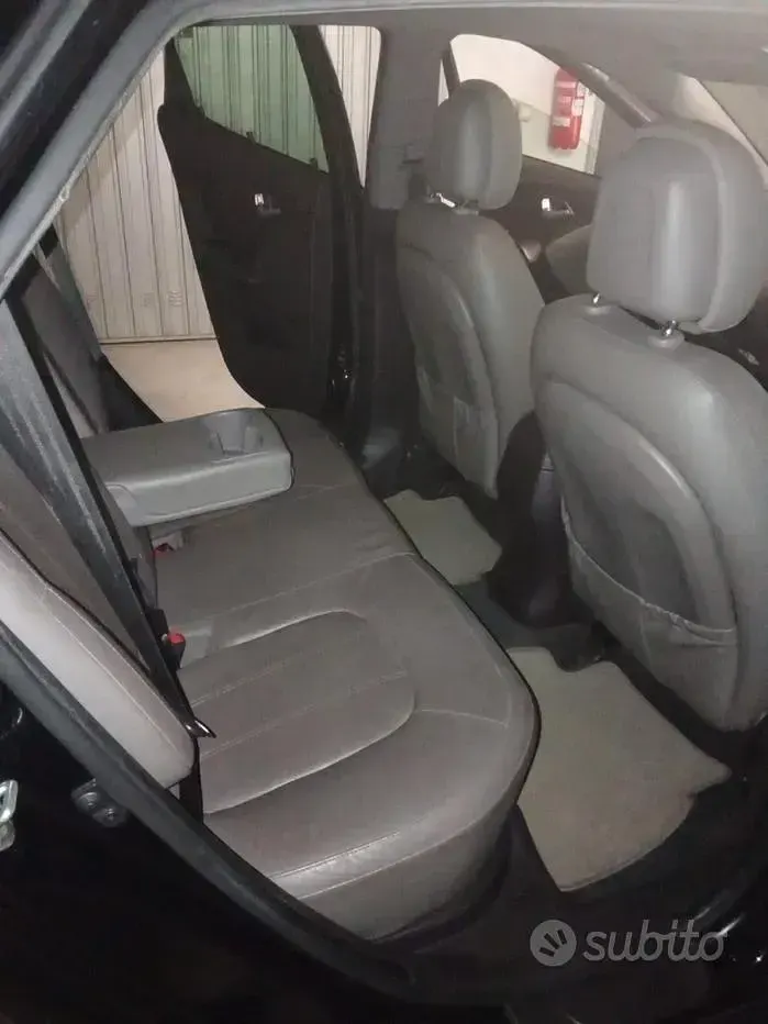 Usata Hyundai ix35 135 CV (99 kW) 2014 Nero SUV