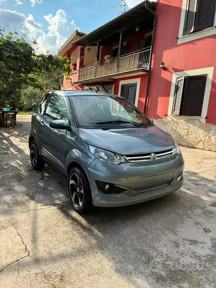 Usata Aixam City 2016 Grigio Berlina
