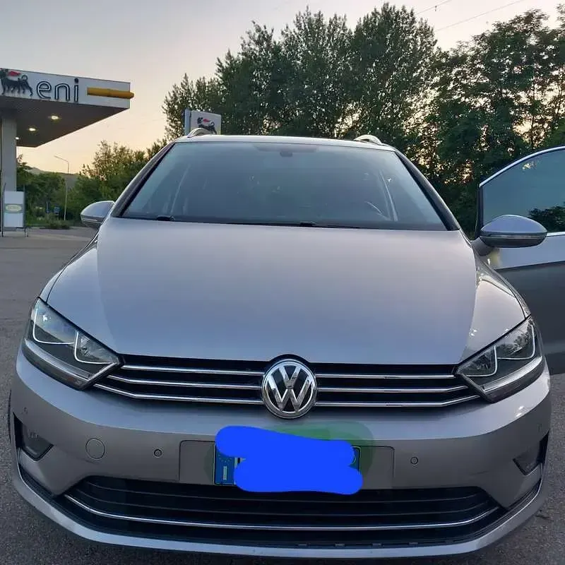 Usata VW Golf Sportsvan Highline 150 CV (110 kW) 2016 Monovolume