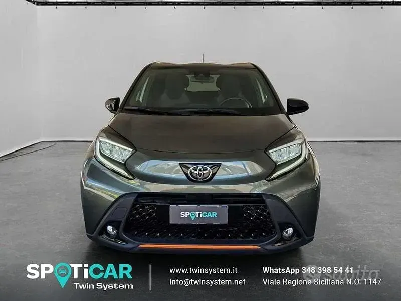 Usata Toyota Aygo X Limited 72 CV (52 kW) 2022 Grigio SUV