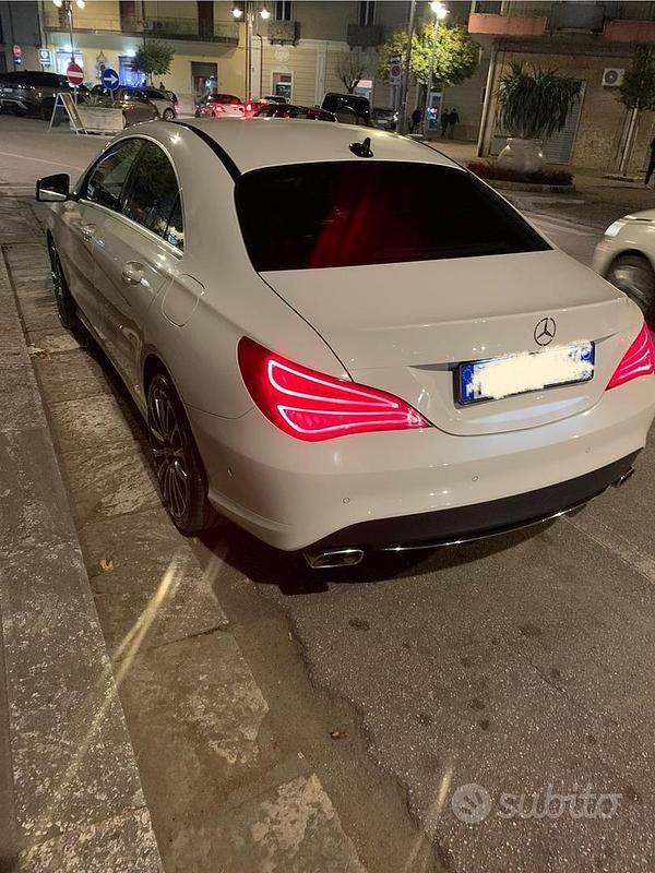 Usata Mercedes CLA220 177 CV (130 kW) 2015 Bianco Berlina