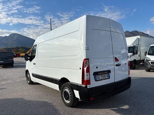 Usata Renault Master 136 CV (100 kW) 2022 Bianco Furgone