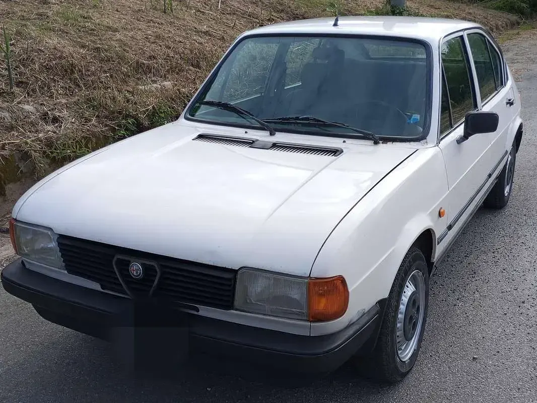 Usata Alfa Romeo Alfasud 68 CV (50 kW) 1981 Bianco Berlina