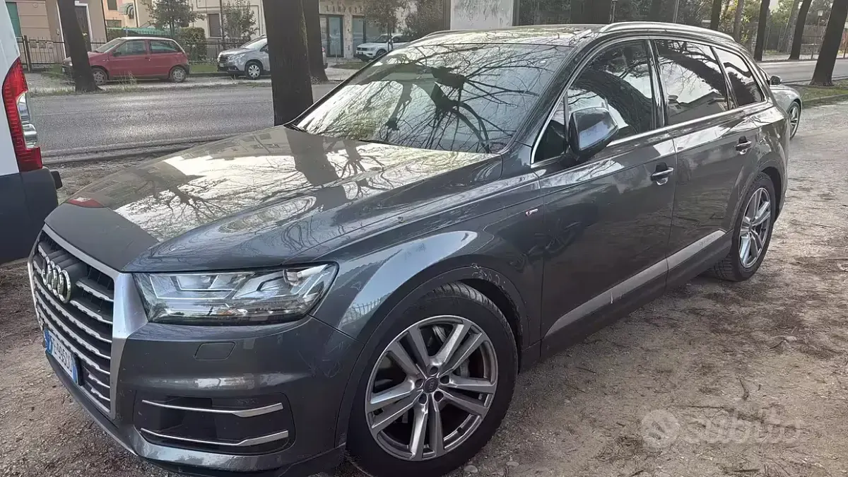 Usata Audi Q7 333 CV (244 kW) 2016 Grigio SUV