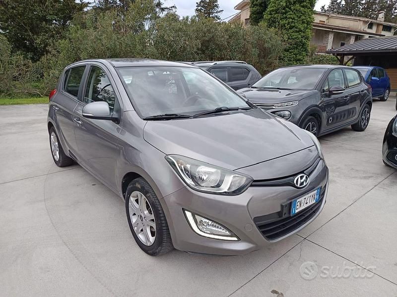 Usata Hyundai i20 85 CV (62 kW) 2012 Utilitaria