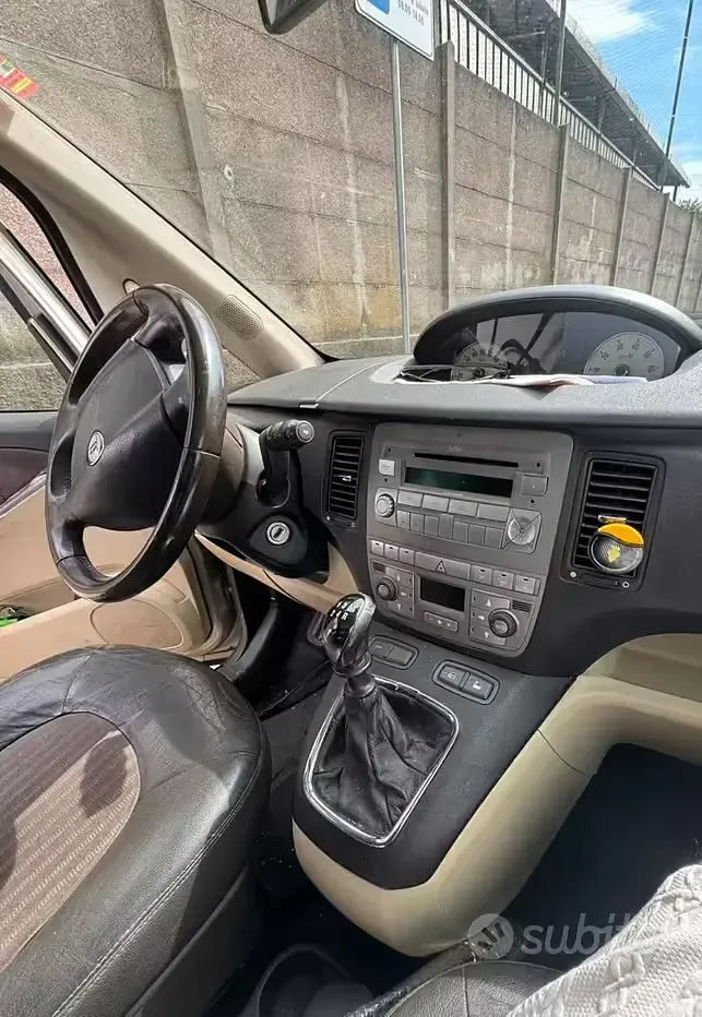 Usata Lancia Musa 95 CV (69 kW) 2005 Monovolume