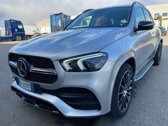 Usata Mercedes GLE300 Premium 245 CV (180 kW) 2021 Argento SUV