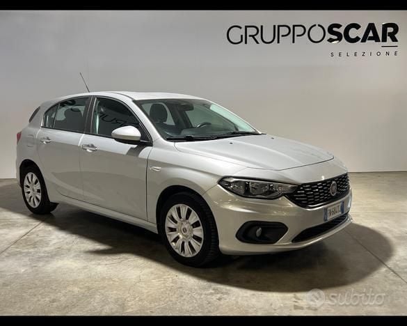 Usata Fiat Tipo Easy 120 CV (88 kW) 2018 Berlina