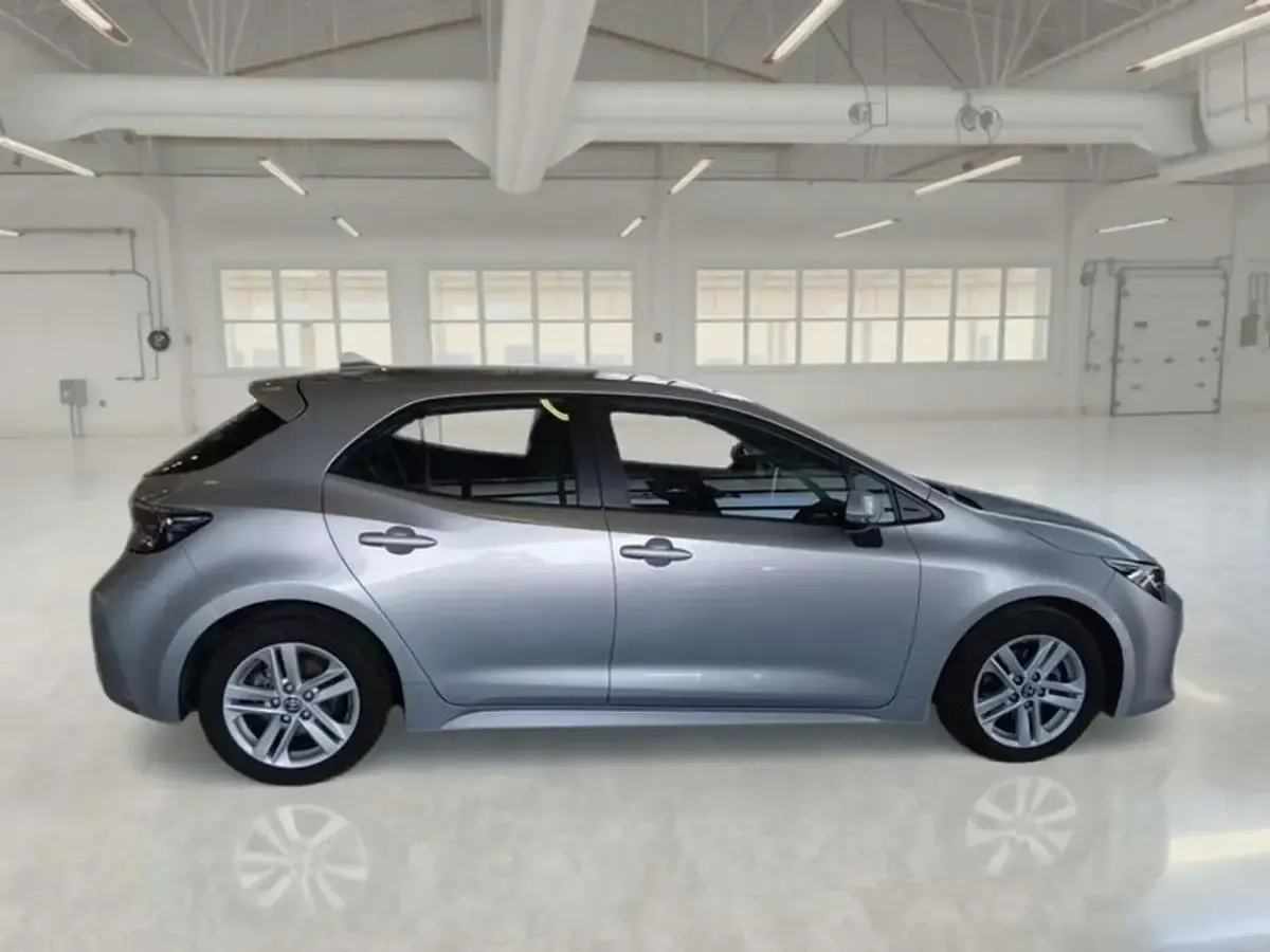 Usata Toyota Corolla Business Edition 98 CV (72 kW) 2022 Grigio Berlina