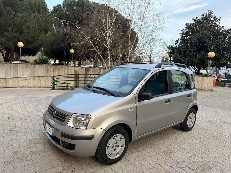 Usata Fiat Panda Dynamic 60 CV (44 kW) 2006 Grigio Utilitaria