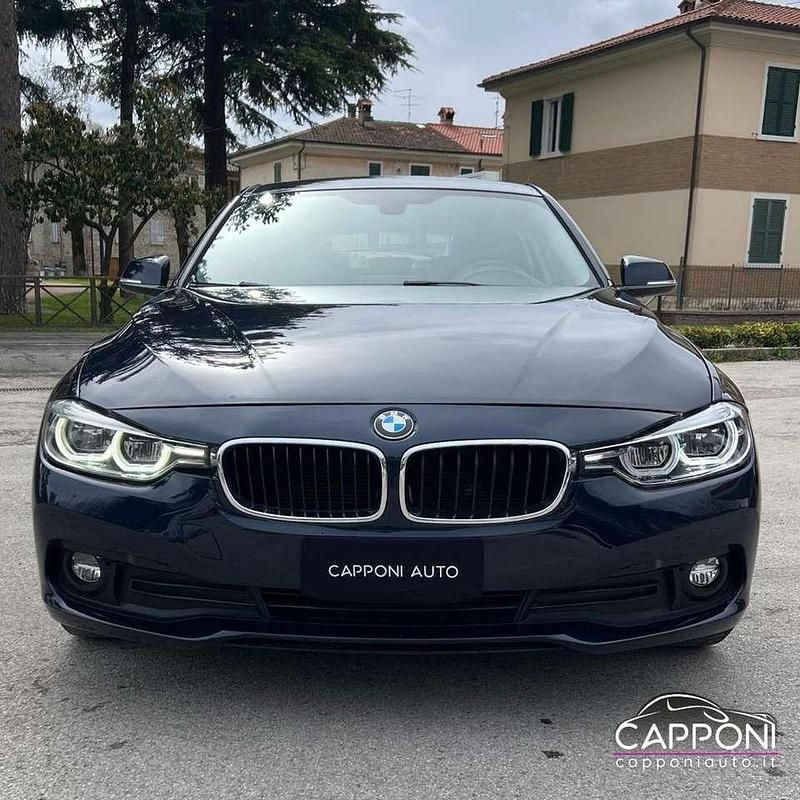Usata BMW 318 150 CV (110 kW) 2016 Blu Station wagon