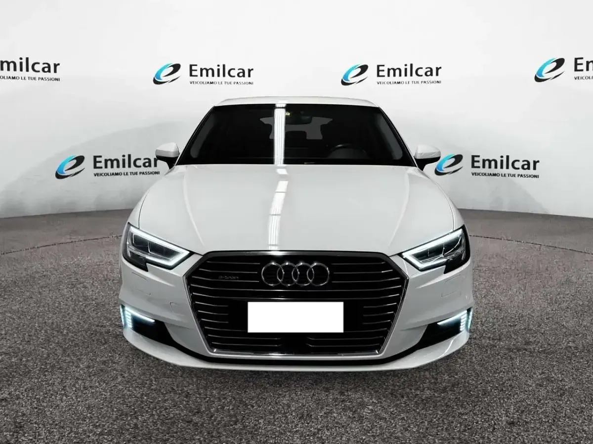 Usata Audi e-tron Admired 150 CV (110 kW) 2020 Bianco SUV