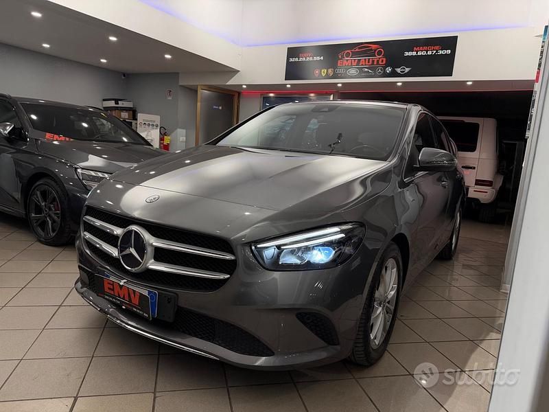 Usata Mercedes B200 Executive 150 CV (110 kW) 2021 Grigio Monovolume