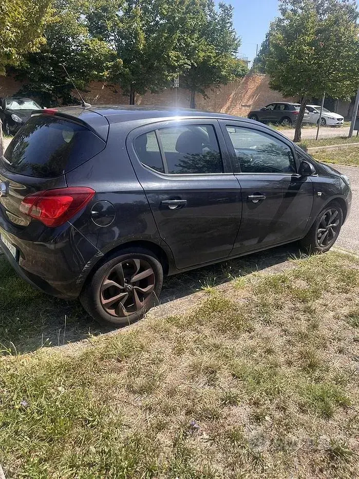Usata Opel Corsa 69 CV (50 kW) 2016 Nero Utilitaria