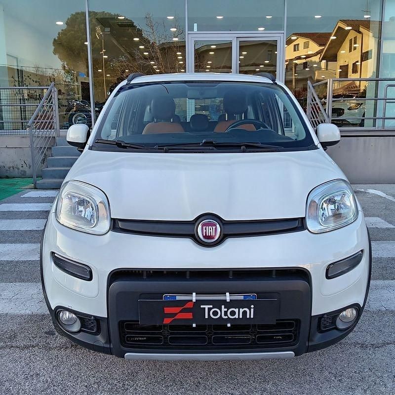 Usata Fiat Panda 4x4 75 CV (55 kW) 2014 Bianco Utilitaria