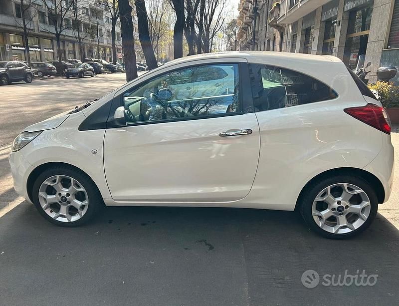 Usata Ford Ka 69 CV (50 kW) 2014 Bianco Berlina