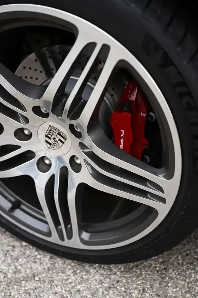 Usata Porsche 997 355 CV (261 kW) 2007 Argento Coupé