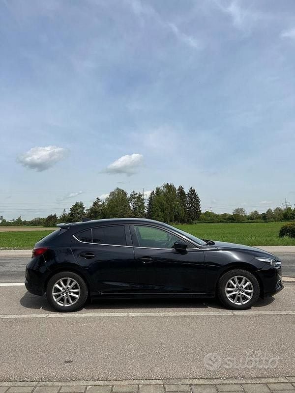 Usata Mazda 3 Evolve 105 CV (77 kW) 2017 Nero Berlina