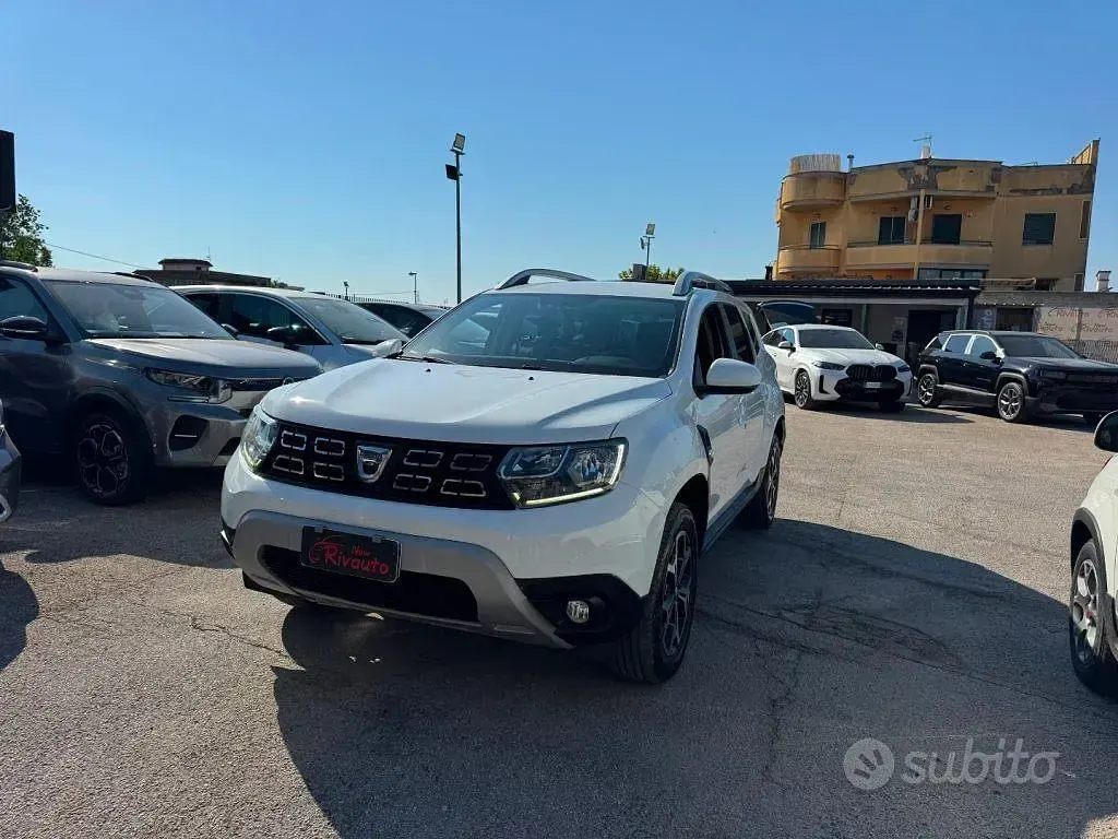 Usata Dacia Duster Comfort 101 CV (74 kW) 2021 Bianco SUV