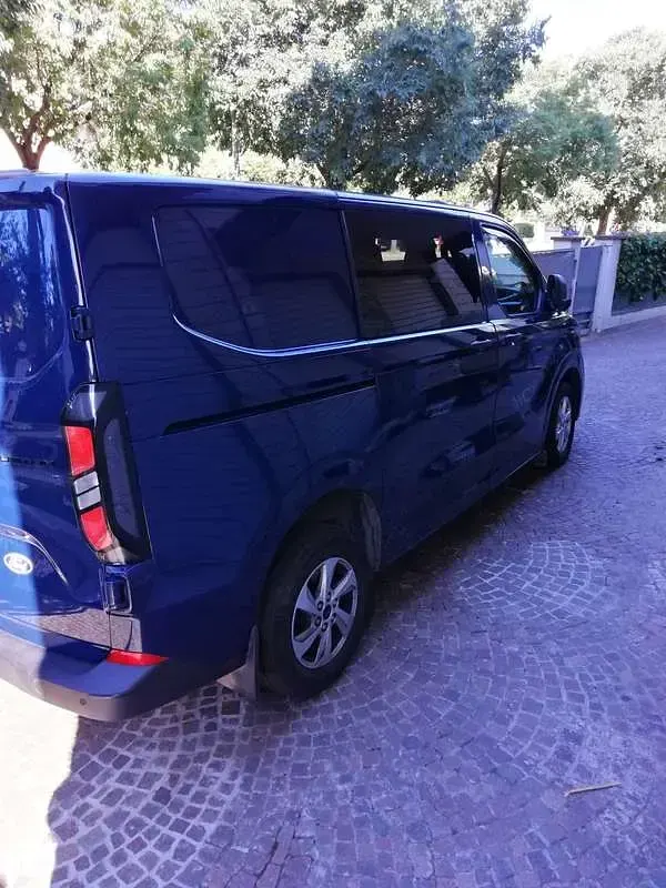 Usata Ford Transit Custom 170 CV (125 kW) 2025 Blu/azzurro Furgone