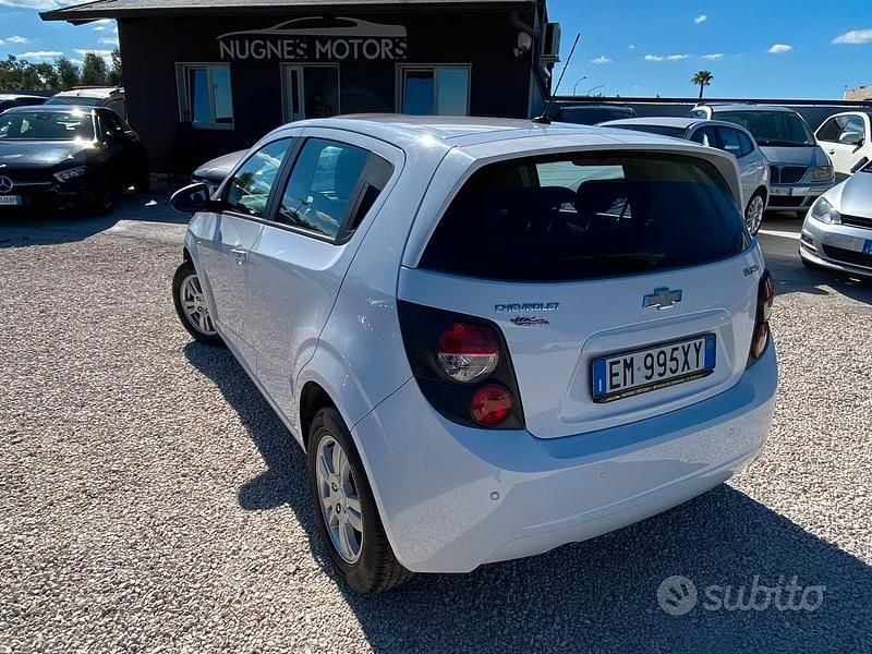 Usata Chevrolet Aveo LT 86 CV (63 kW) 2012 Bianco Berlina
