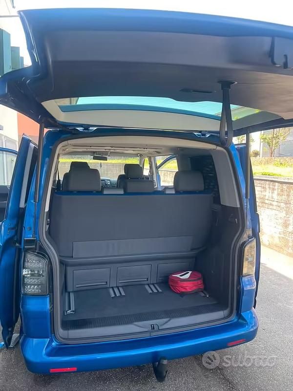 Usata VW Multivan 177 CV (130 kW) 2007 Monovolume