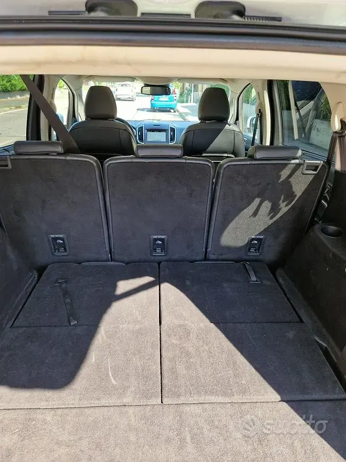Usata Ford S-MAX Vignale 150 CV (110 kW) 2019 Bianco Monovolume