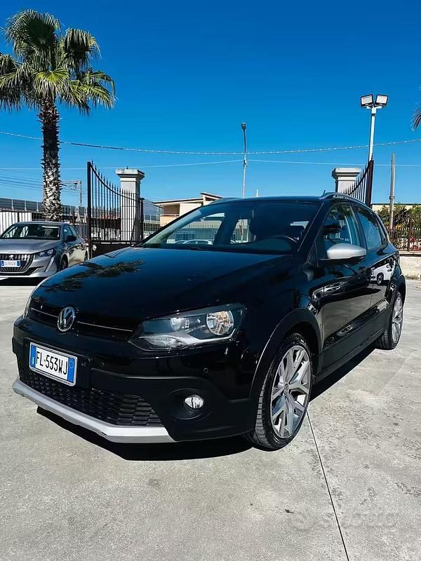 Usata VW Polo Cross 90 CV (66 kW) 2017 Nero Utilitaria