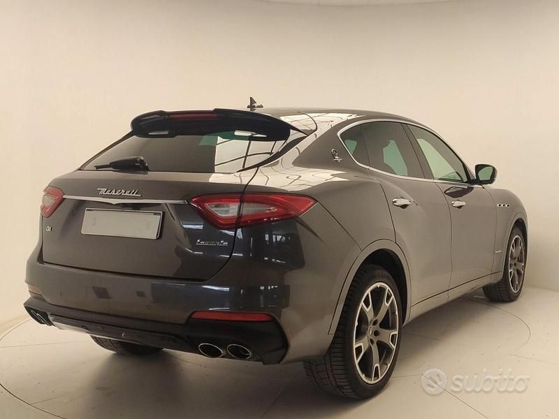 Usata Maserati GranSport 250 CV (183 kW) 2020 Grigio Station wagon