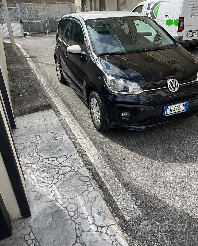 Usata VW up! Highline 2018 Nero Utilitaria