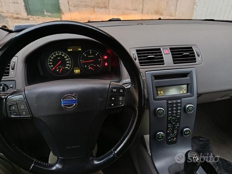 Usata Volvo V50 109 CV (80 kW) 2010 Grigio Station wagon