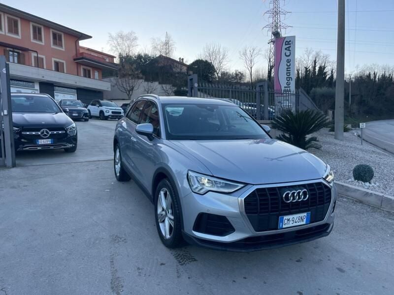Grigio Usata 2023 Audi Q3 S-Line SUV | 34.499 € (Super prezzo) - Immagine 1/4