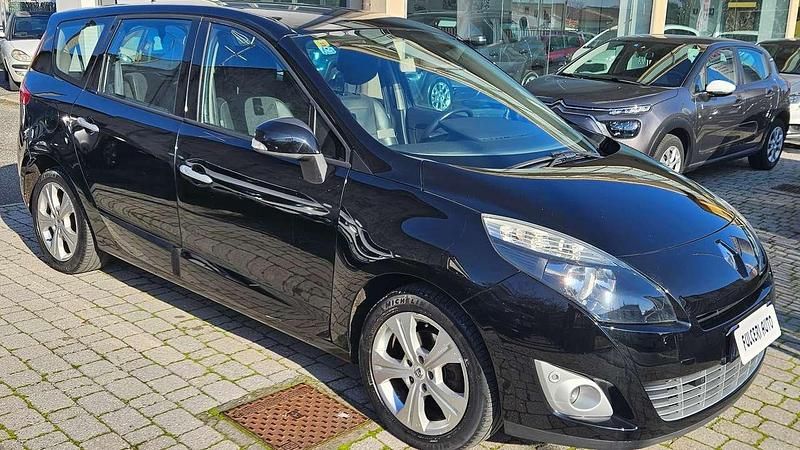 Usata Renault Grand Scénic III Dynamique 131 CV (96 kW) 2012 Nero Monovolume