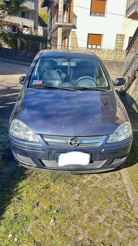 Usata Opel Corsa Club 80 CV (58 kW) 2006 Utilitaria