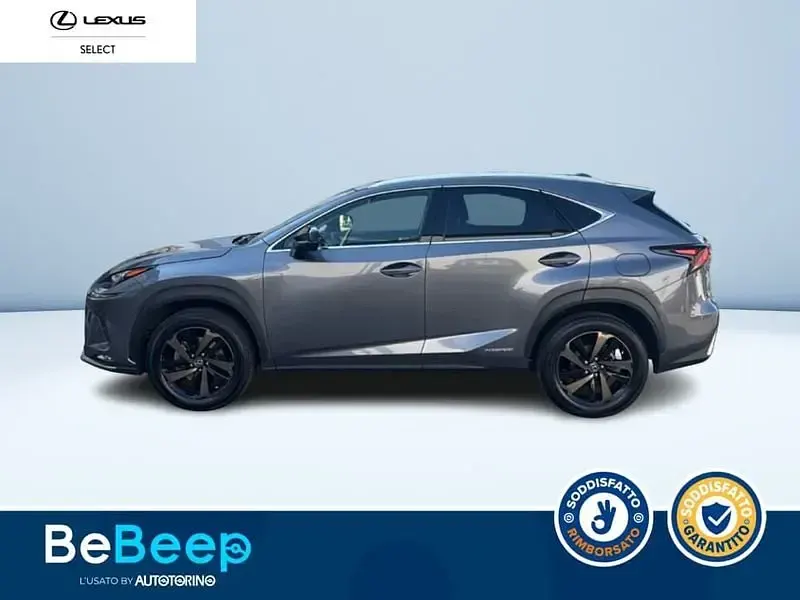 Usata Lexus NX300h 197 CV (144 kW) 2021 Grigio scuro metallizzato SUV